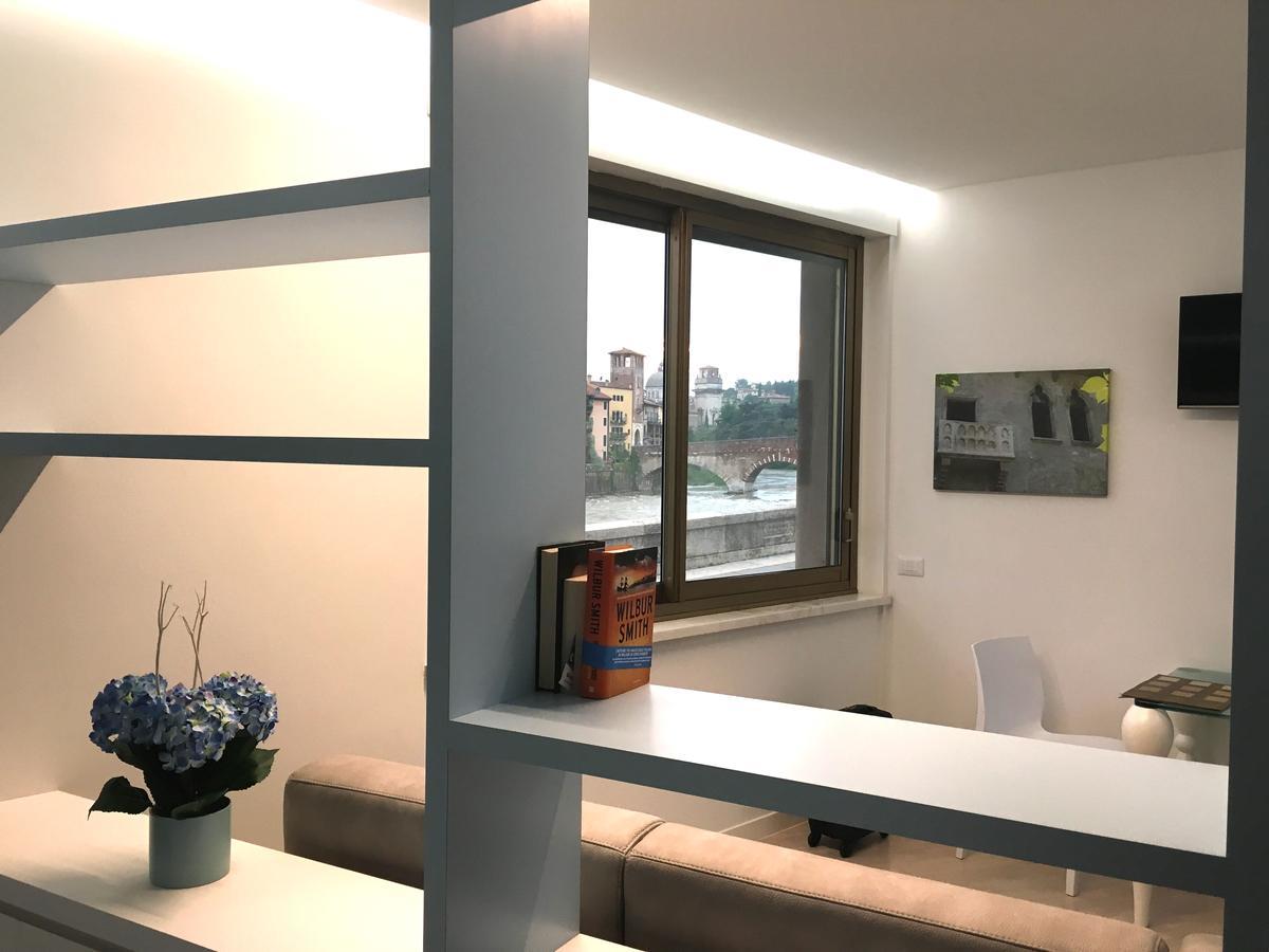 ヴェローナItalianflat - Le Quattro Stagioniアパートメント エクステリア 写真