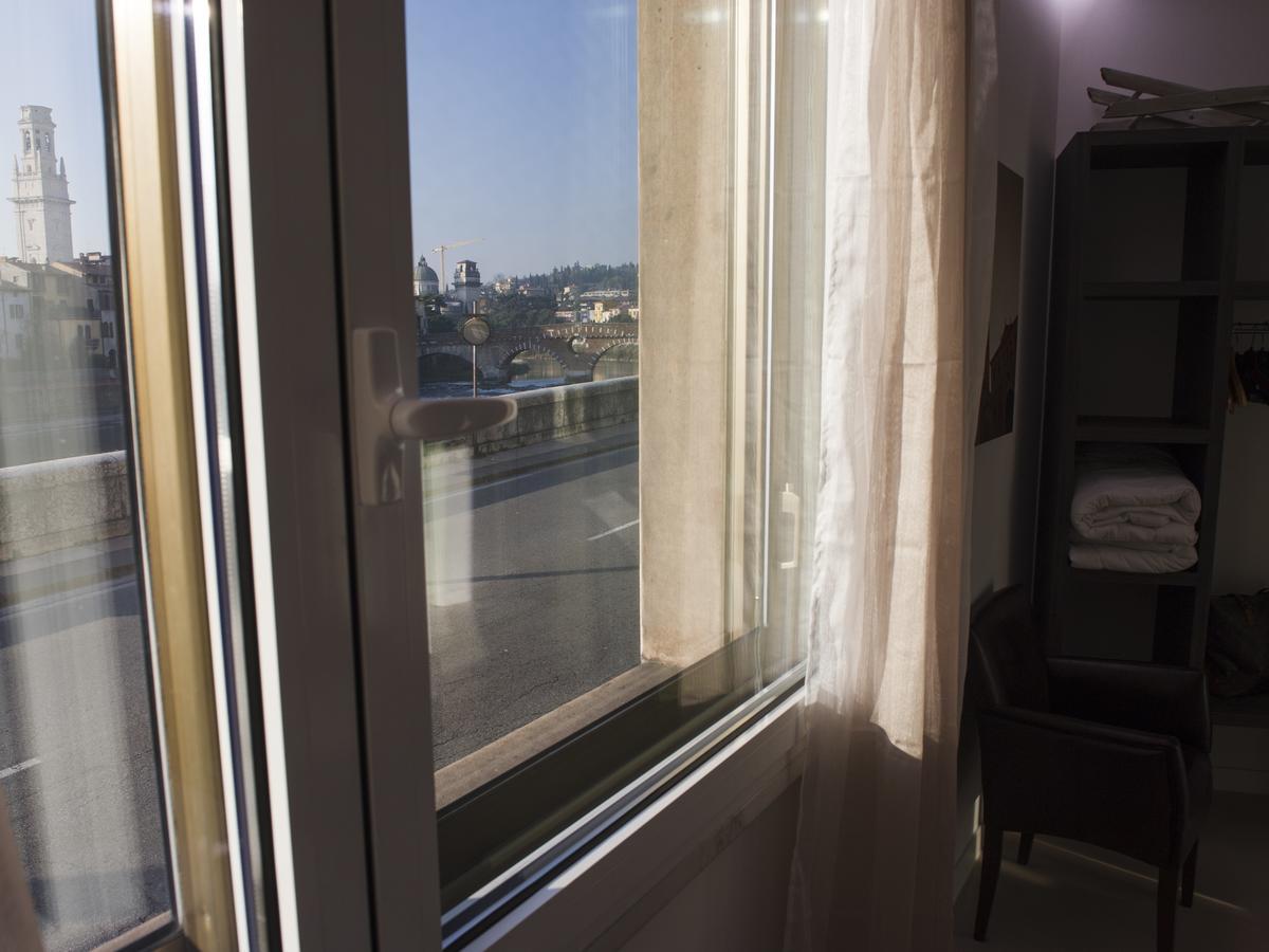 ヴェローナItalianflat - Le Quattro Stagioniアパートメント エクステリア 写真